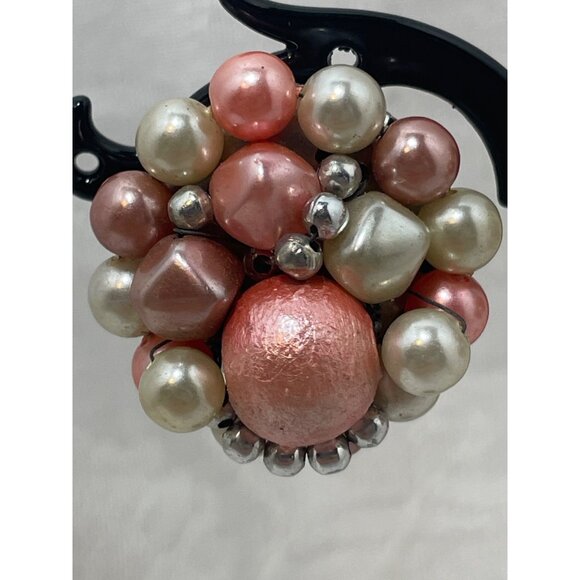 Vintage Clip On Cotton Candy Pink Earrings Ear Clips Cluster Japan 1950s Stunnin - Picture 4 of 5